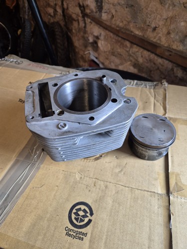 Suzuki dr650 cylinder - dr650,